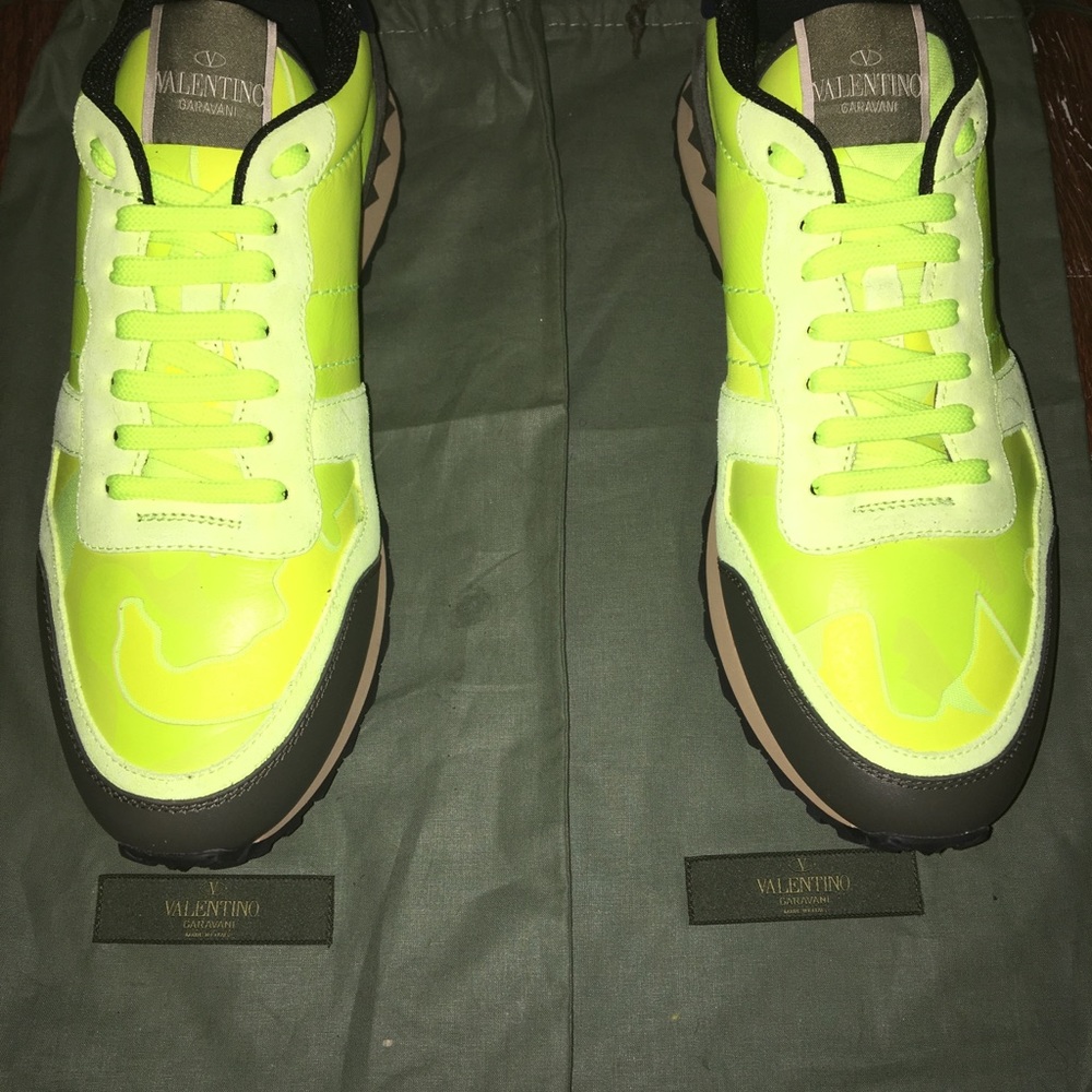 BRAND NEW NEVER WORN Valentino sneakers